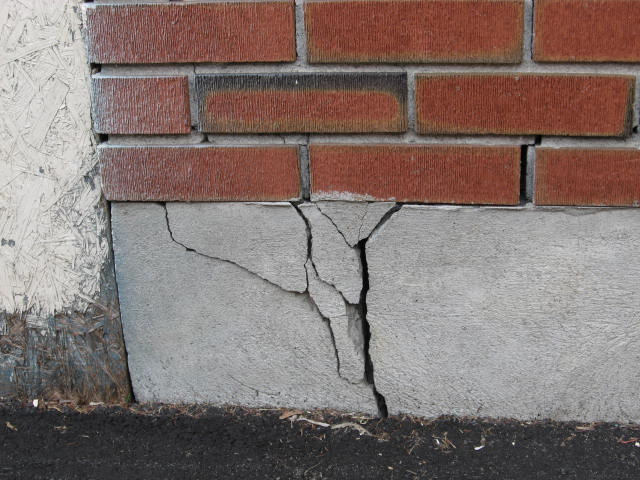 foundation-crack